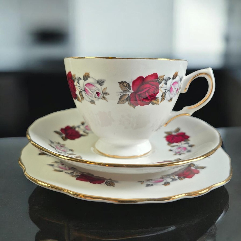 Royal Vale Bone China Tea Trio Red White Rose‎ Pattern Made in England Vintage